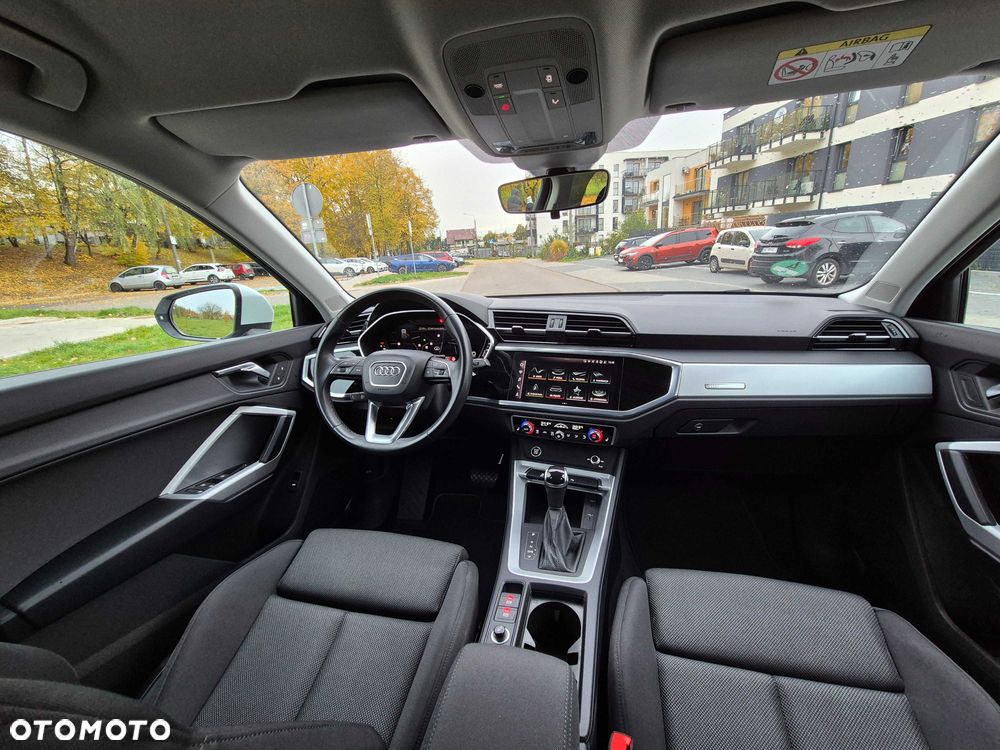 Audi Q3 Sportback - 11