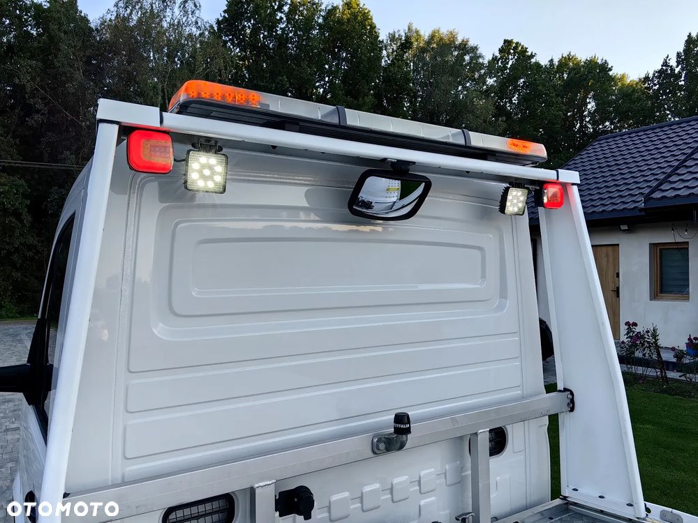 Volkswagen Crafter - 26