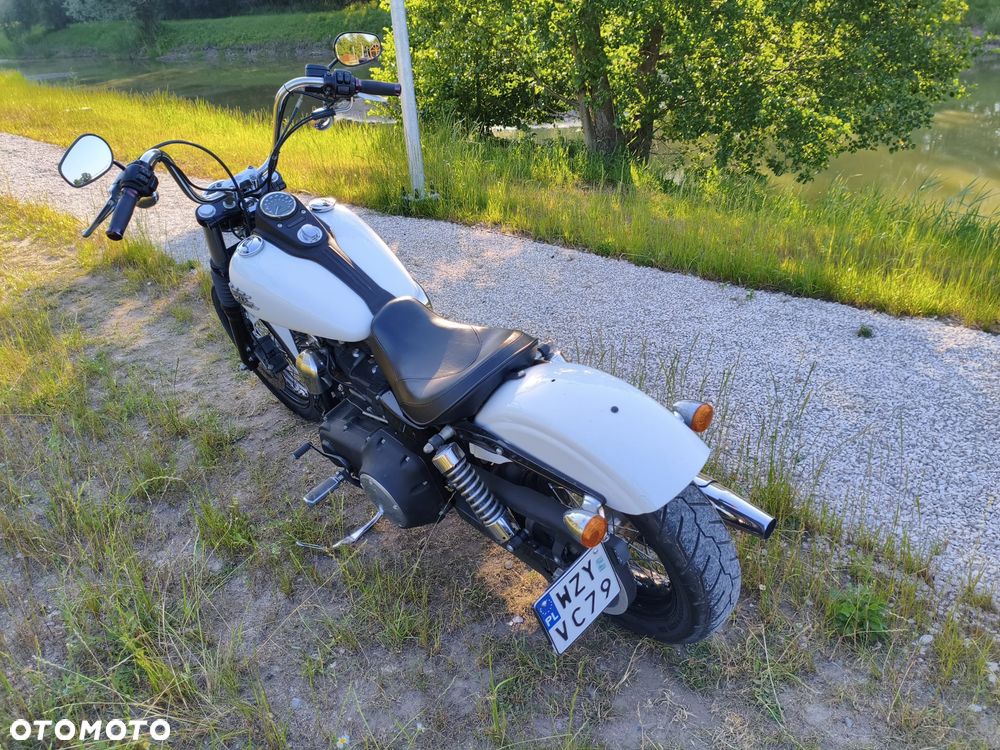 Harley-Davidson Dyna Street Bob - 8