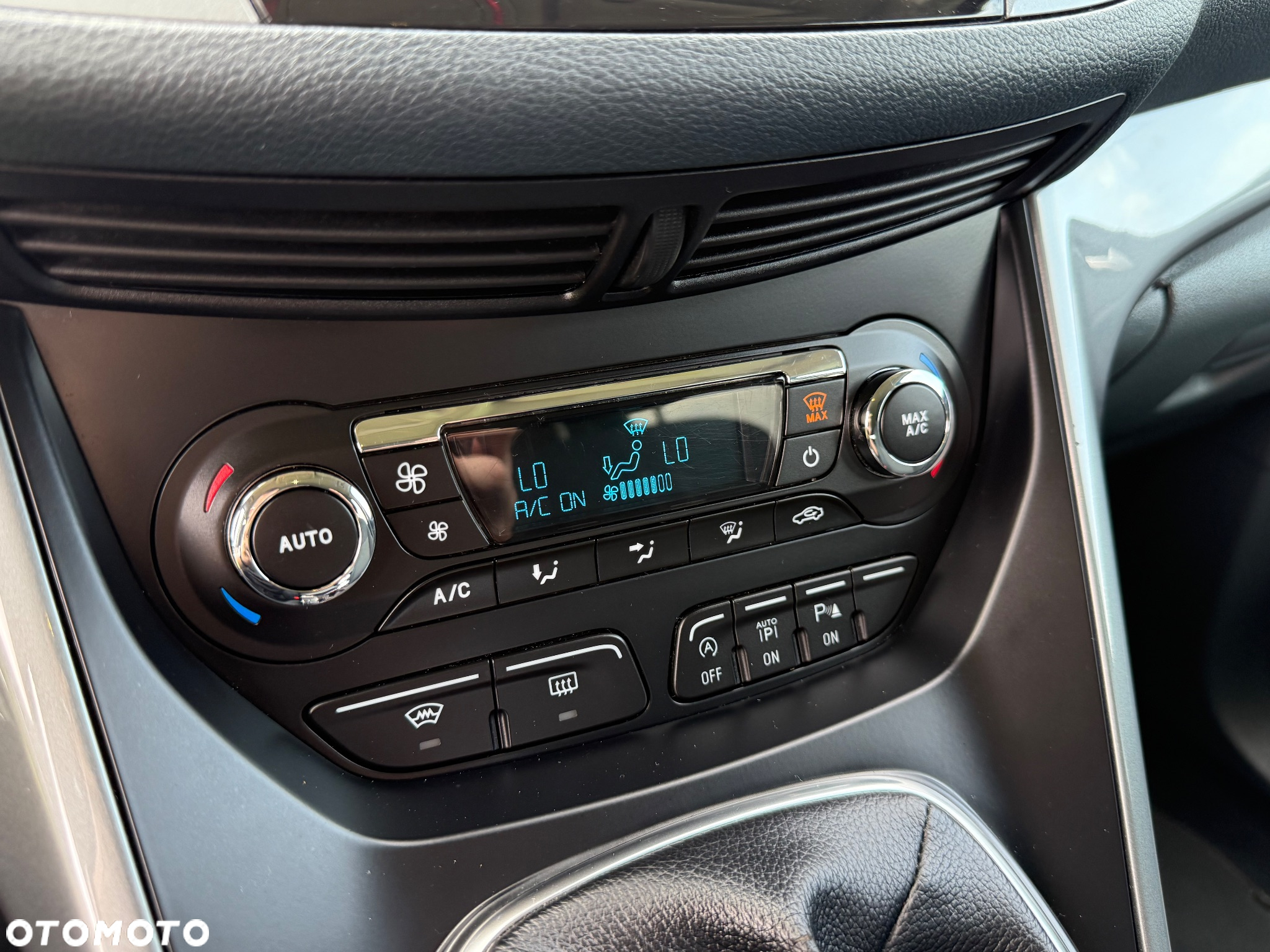 Ford C-MAX 1.6 EcoBoost Titanium ASS - 18