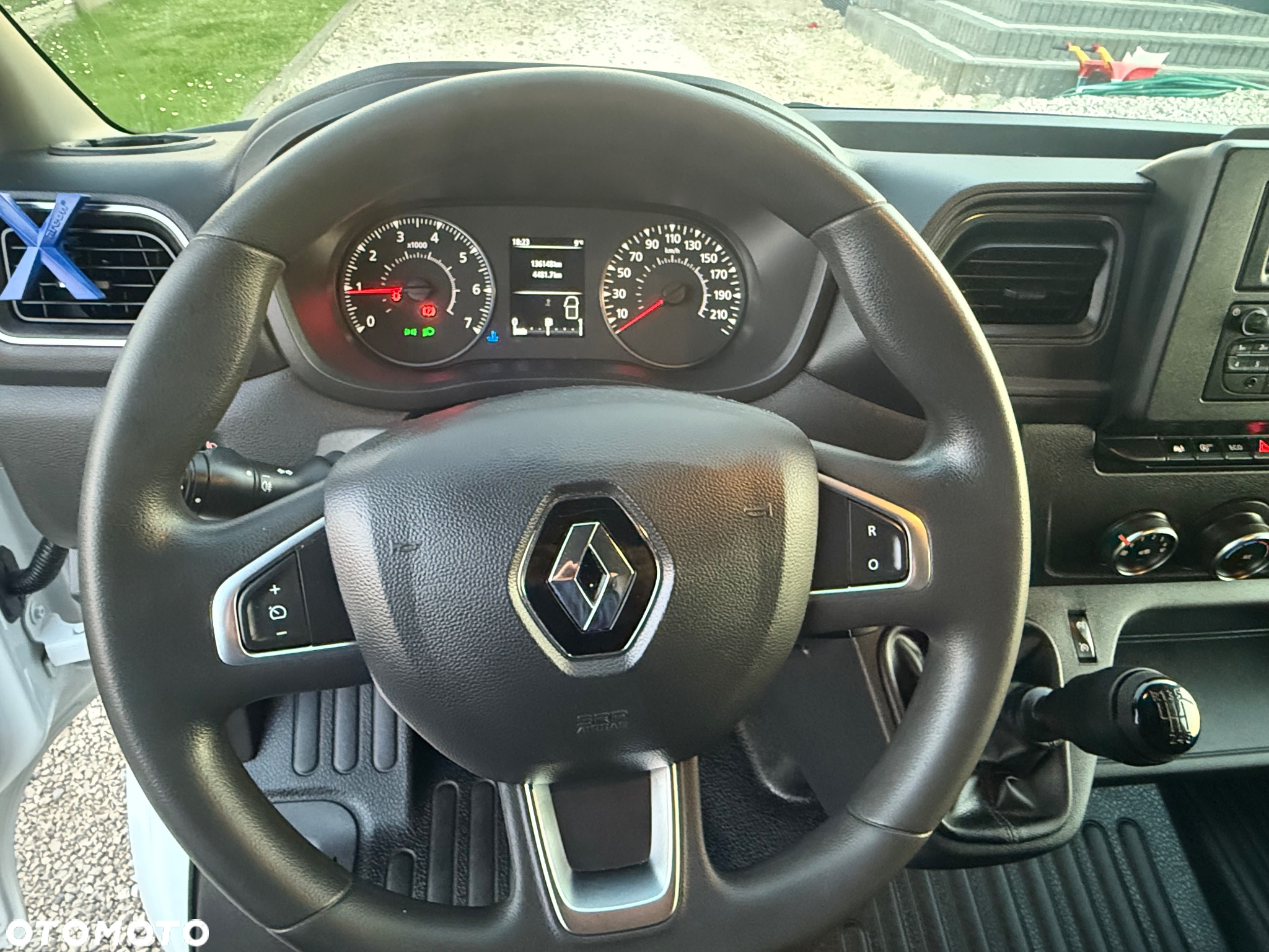 Renault Master - 25