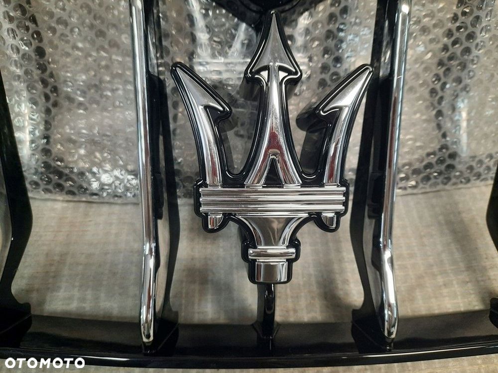 atrapa grill maserati levante 2016- orginal nowy 670041948 chrom - 6