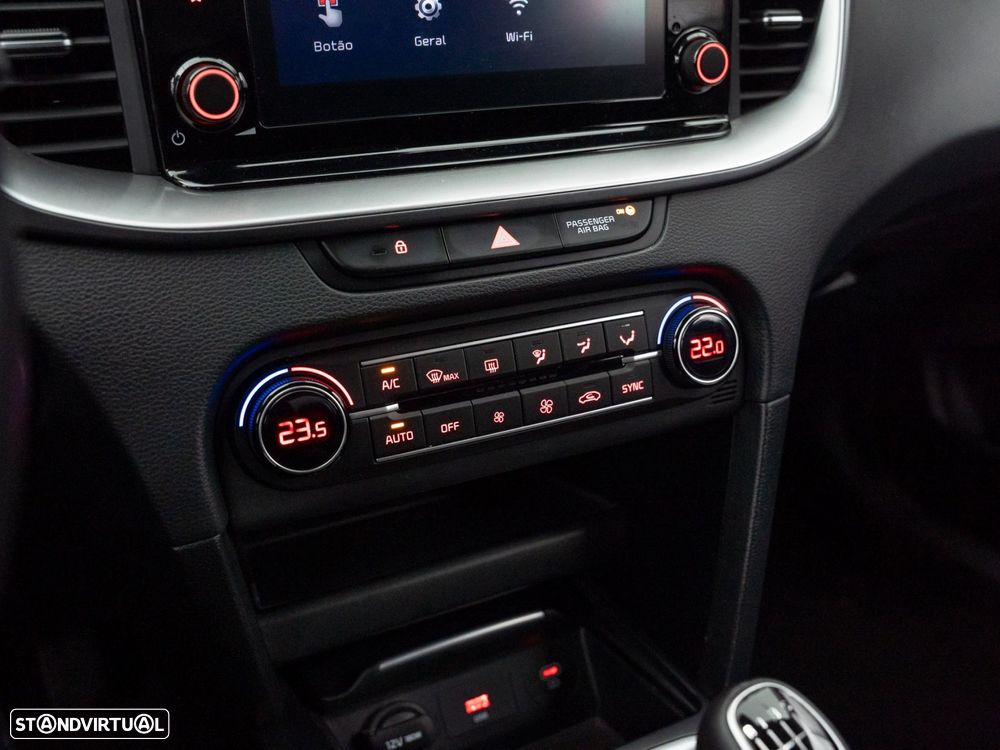 Kia XCeed 1.0 T-GDI Drive - 28