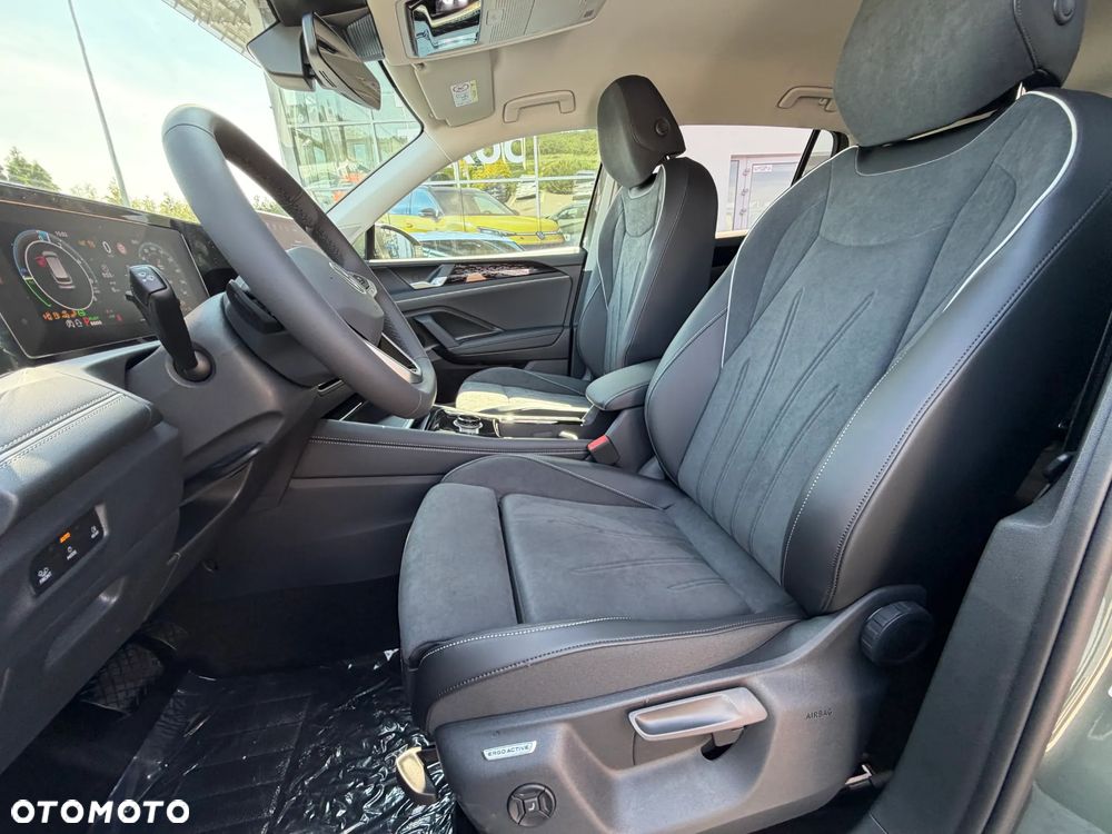 Volkswagen Tiguan 1.5 eHybrid PHEV 150kW Elegance DSG - 11