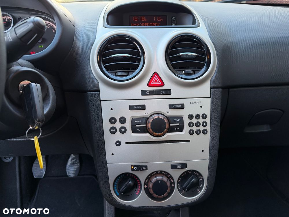 Opel Corsa 1.2 16V Innovation - 14