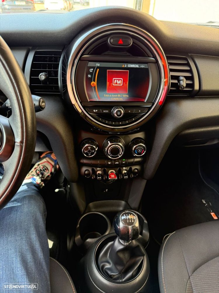 MINI 5 Portas One D - 10