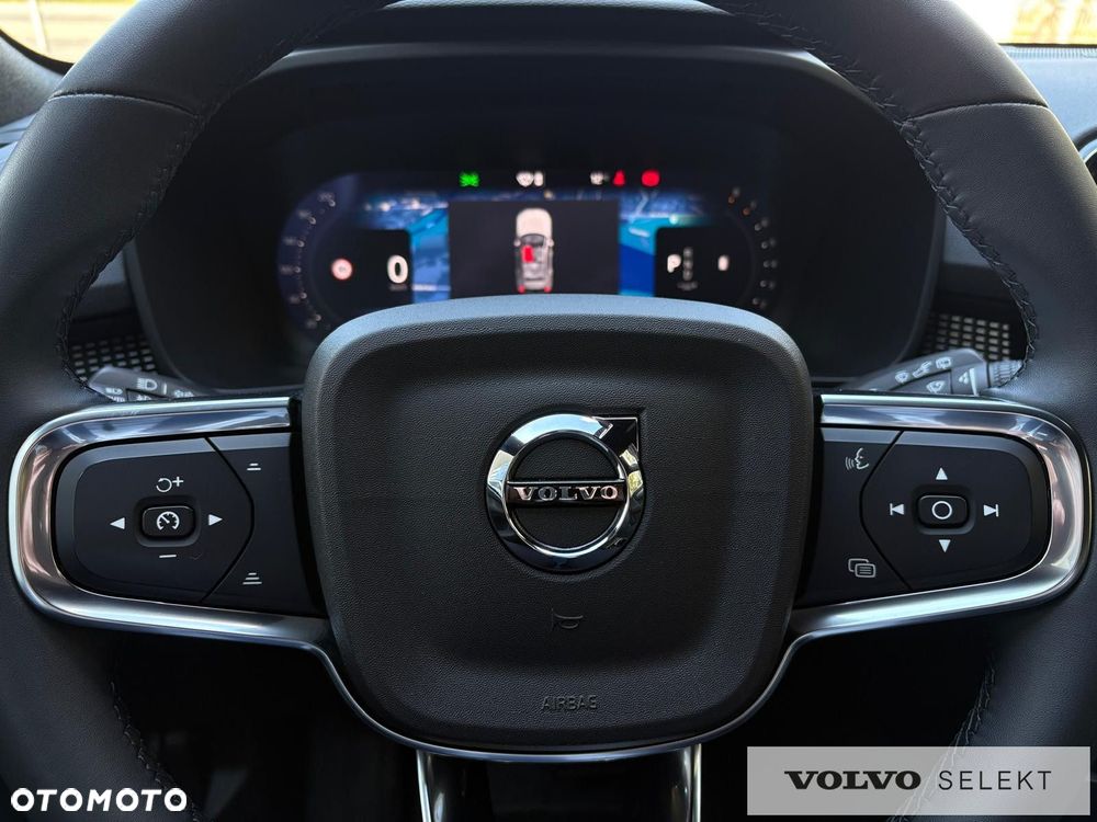 Volvo XC 40 - 22
