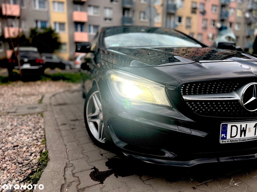 Mercedes-Benz CLA 180 7G-DCT AMG Line - 8