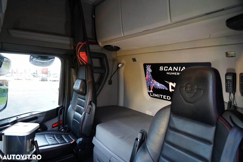 Scania S 580 / V8 / EDIȚIE LIMITATĂ ORIGINALĂ / NR. 010 / RETARDER / I-PARK COOL / AER COMPLET MATIC / PIELE / EXPRESS / - 24