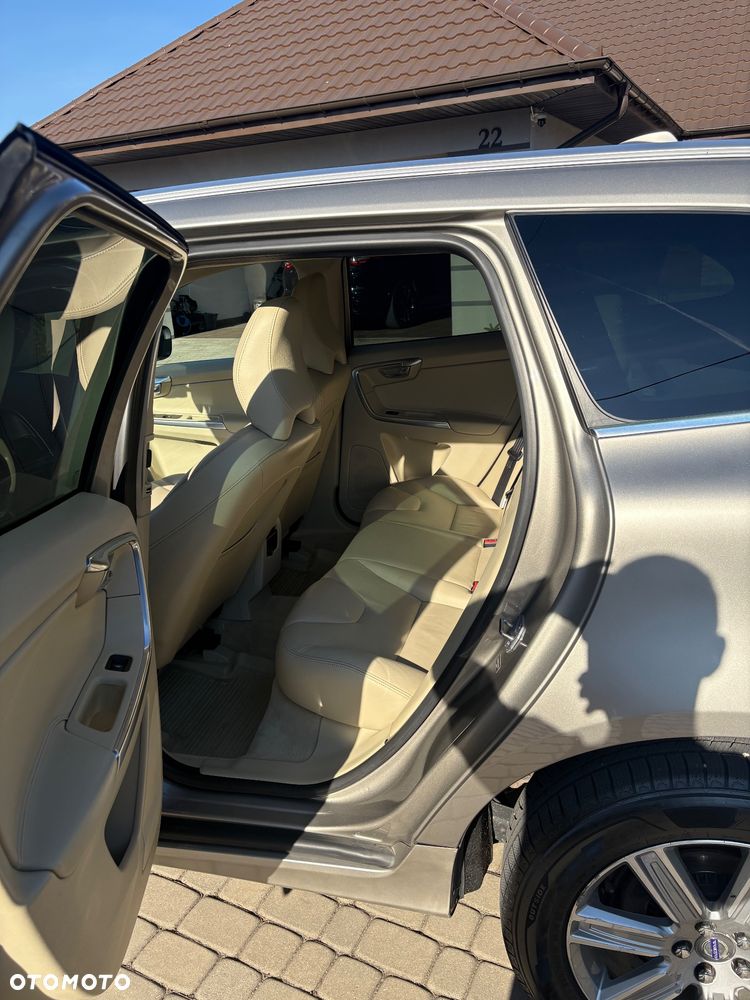 Volvo XC 60 - 8