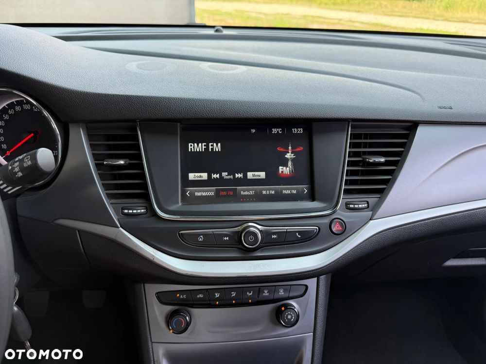 Opel Astra 1.4 Enjoy - 17