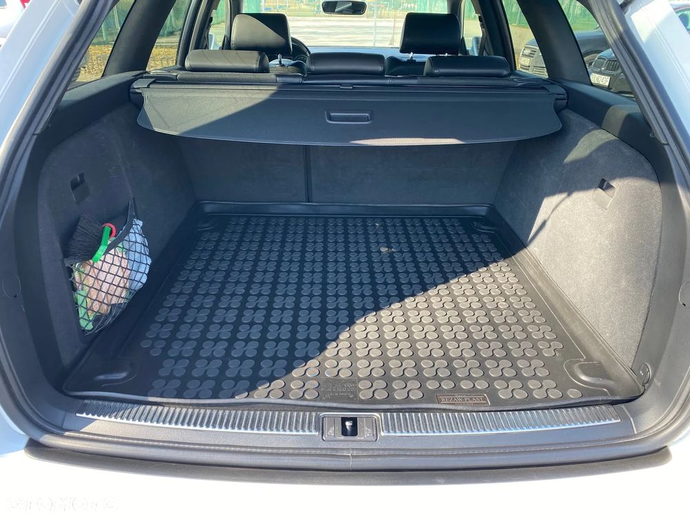 Audi A4 Avant - 7