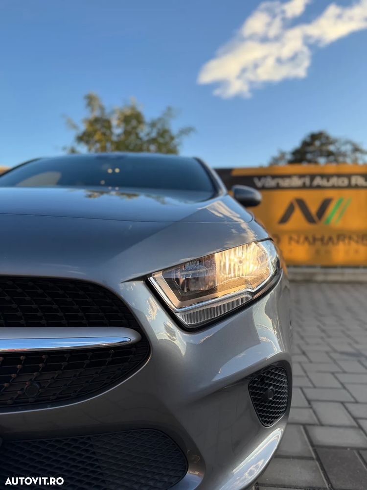 Mercedes-Benz A 180 d 7G-DCT - 2