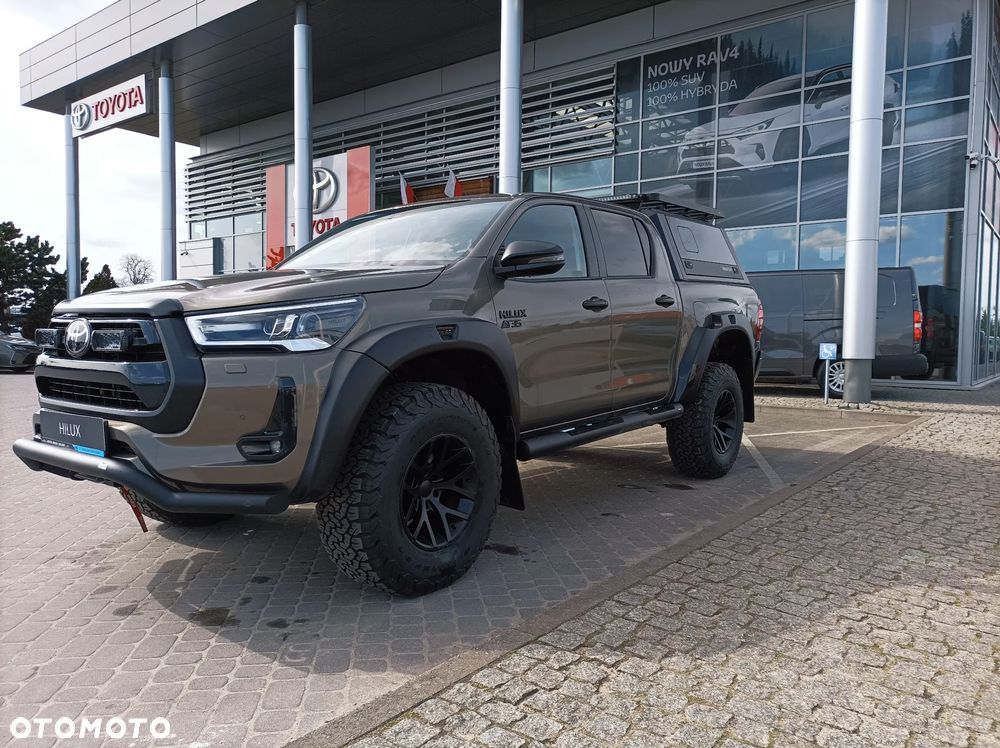 Toyota Hilux 2.8 D-4D mHEV Double Cab Invincible 4x4 - 5