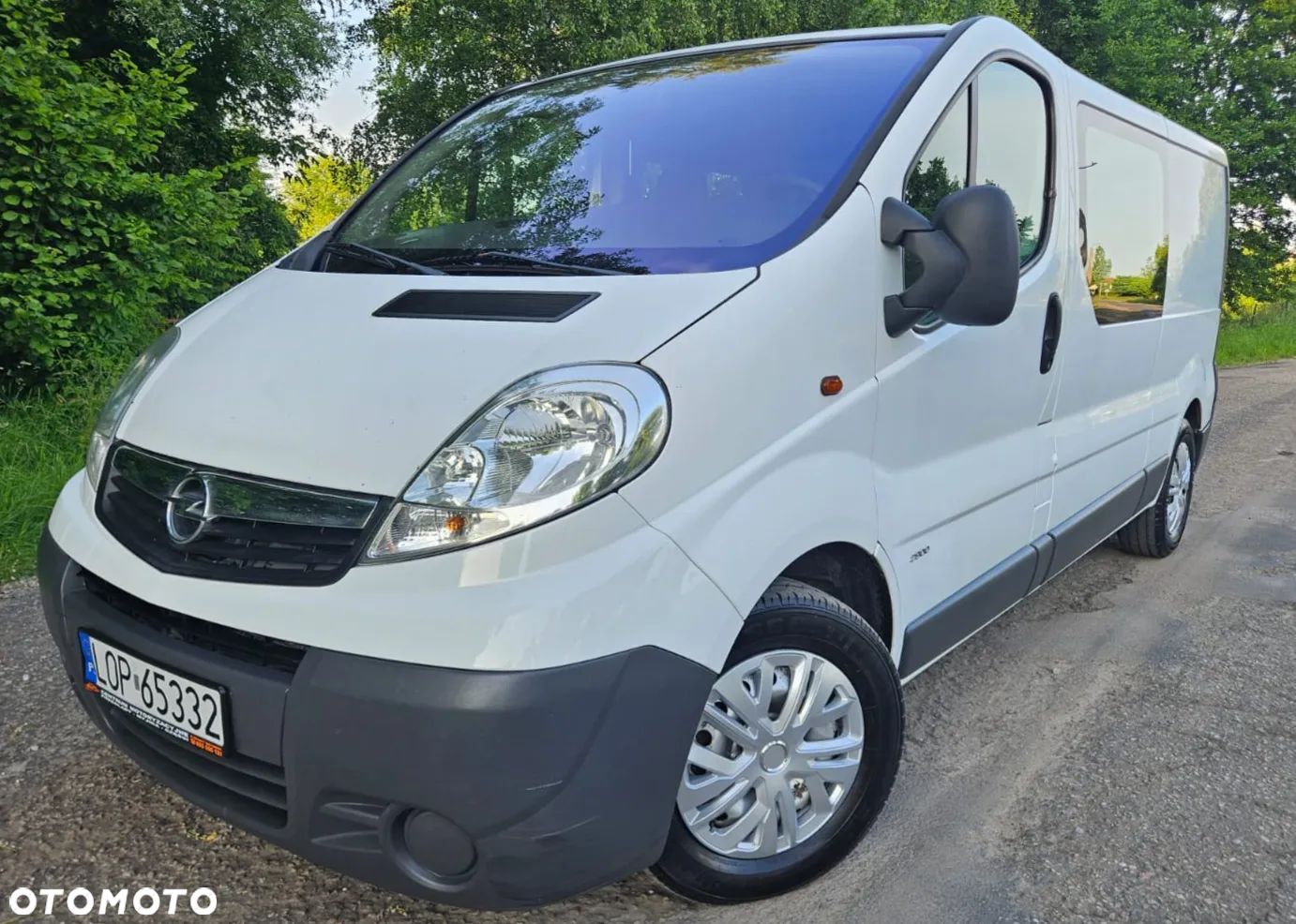 Opel Vivaro - 1