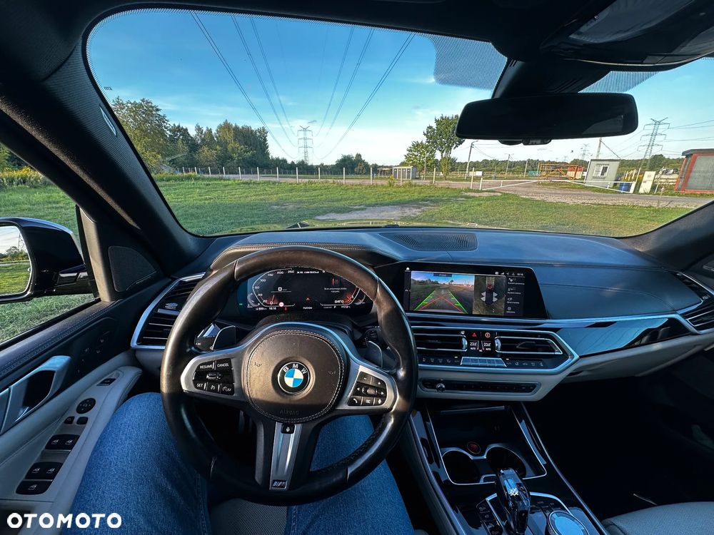 BMW X5 M M50d - 10
