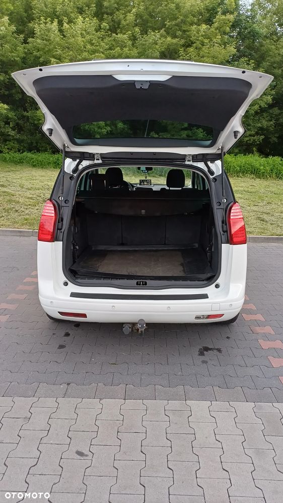 Peugeot 5008 1.6 HDi Active 7os - 8