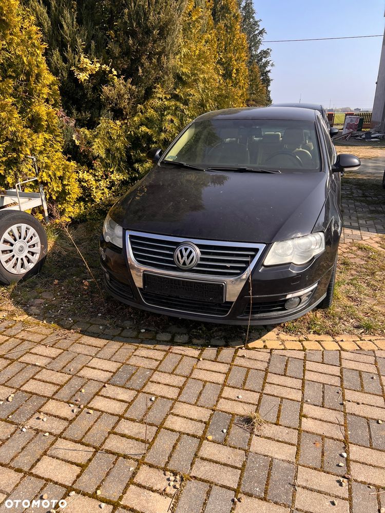 Volkswagen Passat 2.0 TDI DPF Comfortline DSG - 1