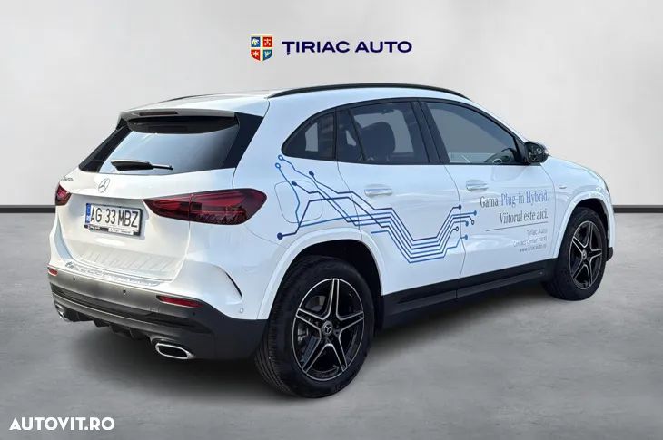 Mercedes-Benz GLA - 3