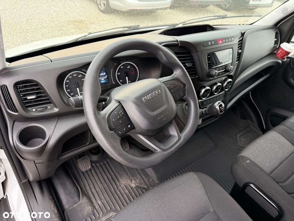 Iveco 2022/Daily/Średni/160 KM/manual/Klima/PDC/ bardzo dobry stan - 17