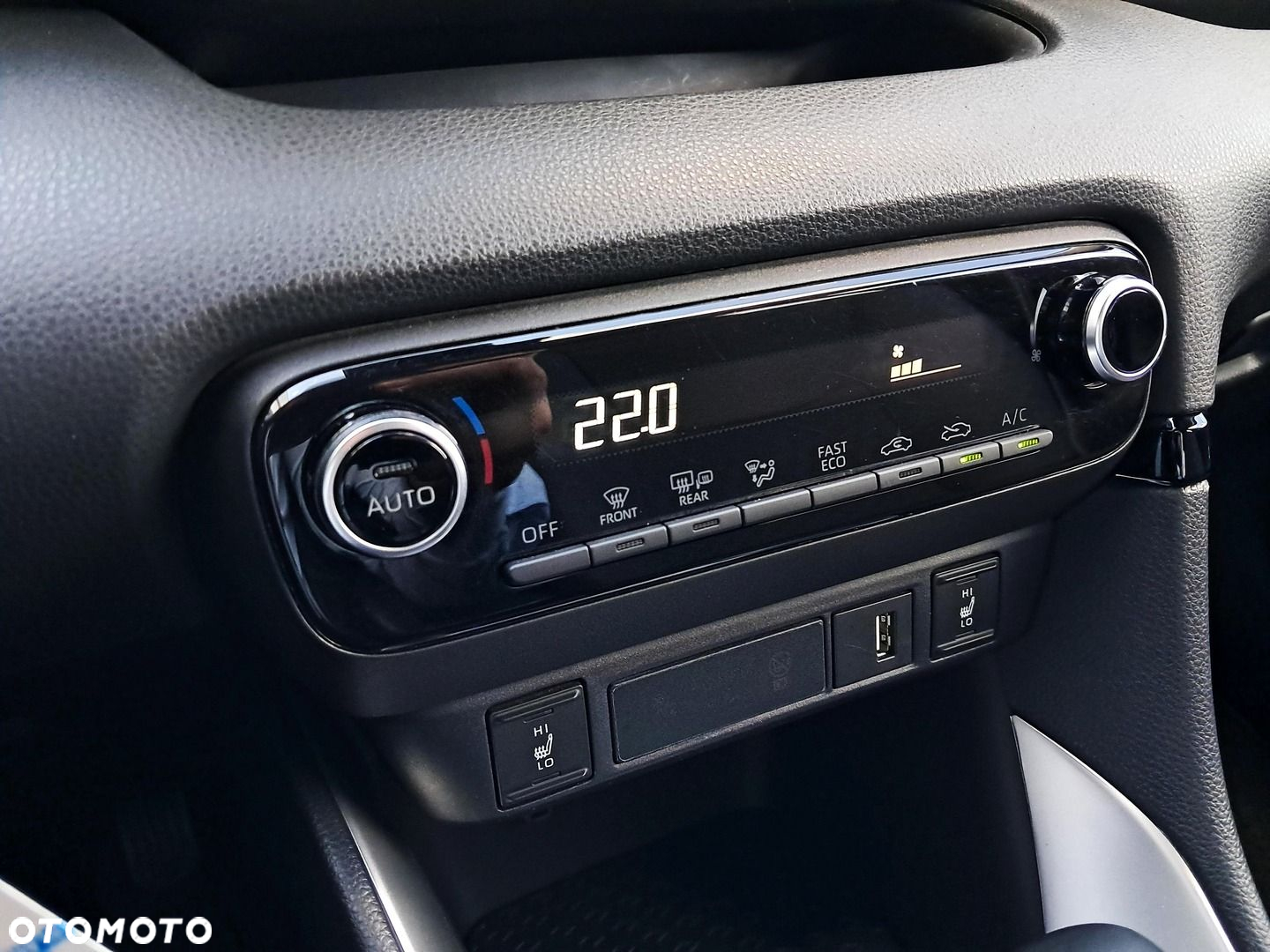 Toyota Yaris Hybrid 1.5 Comfort - 21