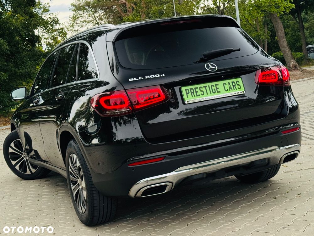 Mercedes-Benz GLC 200 d 4Matic 9G-TRONIC Edition Avantgarde - 11