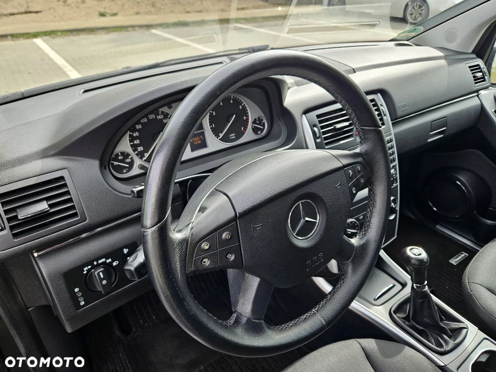 Mercedes-Benz Klasa B 170 Special Edition - 22