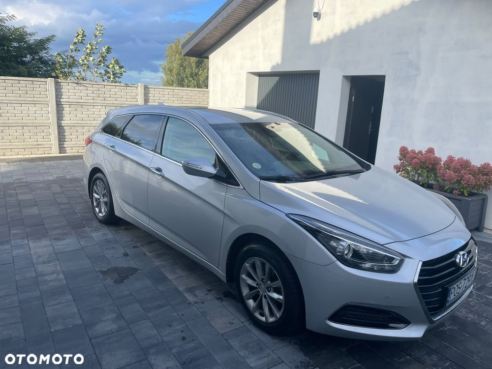Hyundai i40 1.7 CRDi Comfort - 1