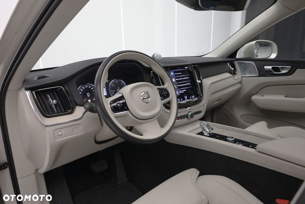 Volvo XC 60 B4 D AWD Geartronic Inscription - 13