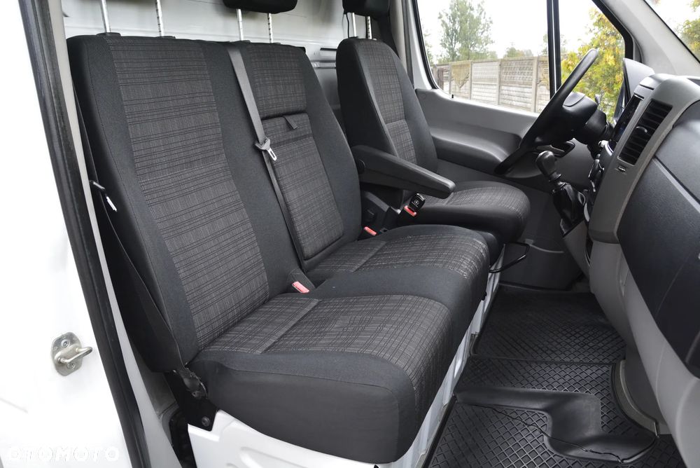 Mercedes-Benz Sprinter - 39