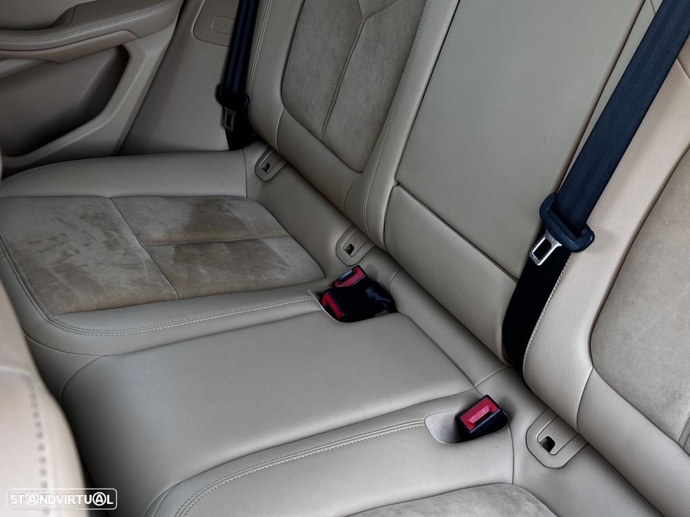 Porsche Macan S - 36