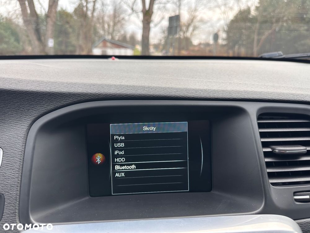 Volvo V60 D3 Momentum - 35