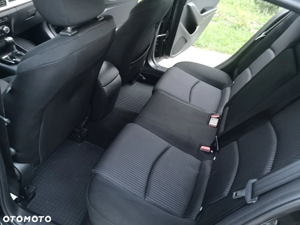 Mazda 3 SKYACTIV-G 120 Exclusive-Line - 38