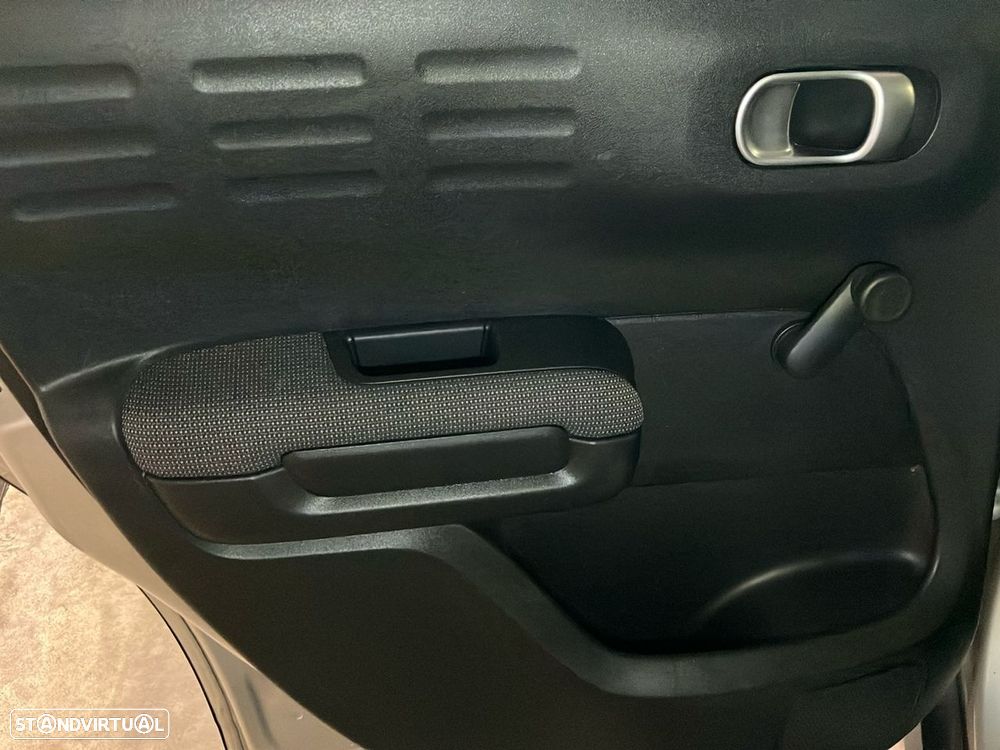 Citroën C3 Aircross 1.2 PureTech Shine - 19