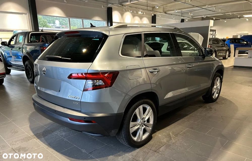 Skoda Karoq 2.0 TDI SCR 4x4 Style DSG - 8