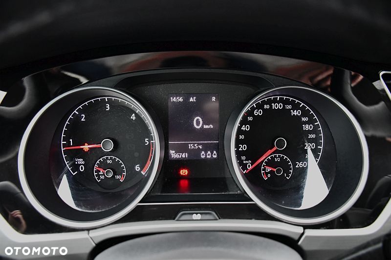 Volkswagen Touran 2.0 TDI BMT Highline DSG - 18