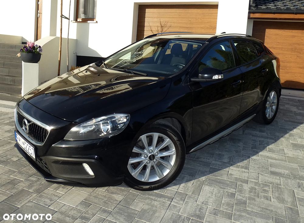 Volvo V40 Cross Country D2 Drive-E Momentum - 16