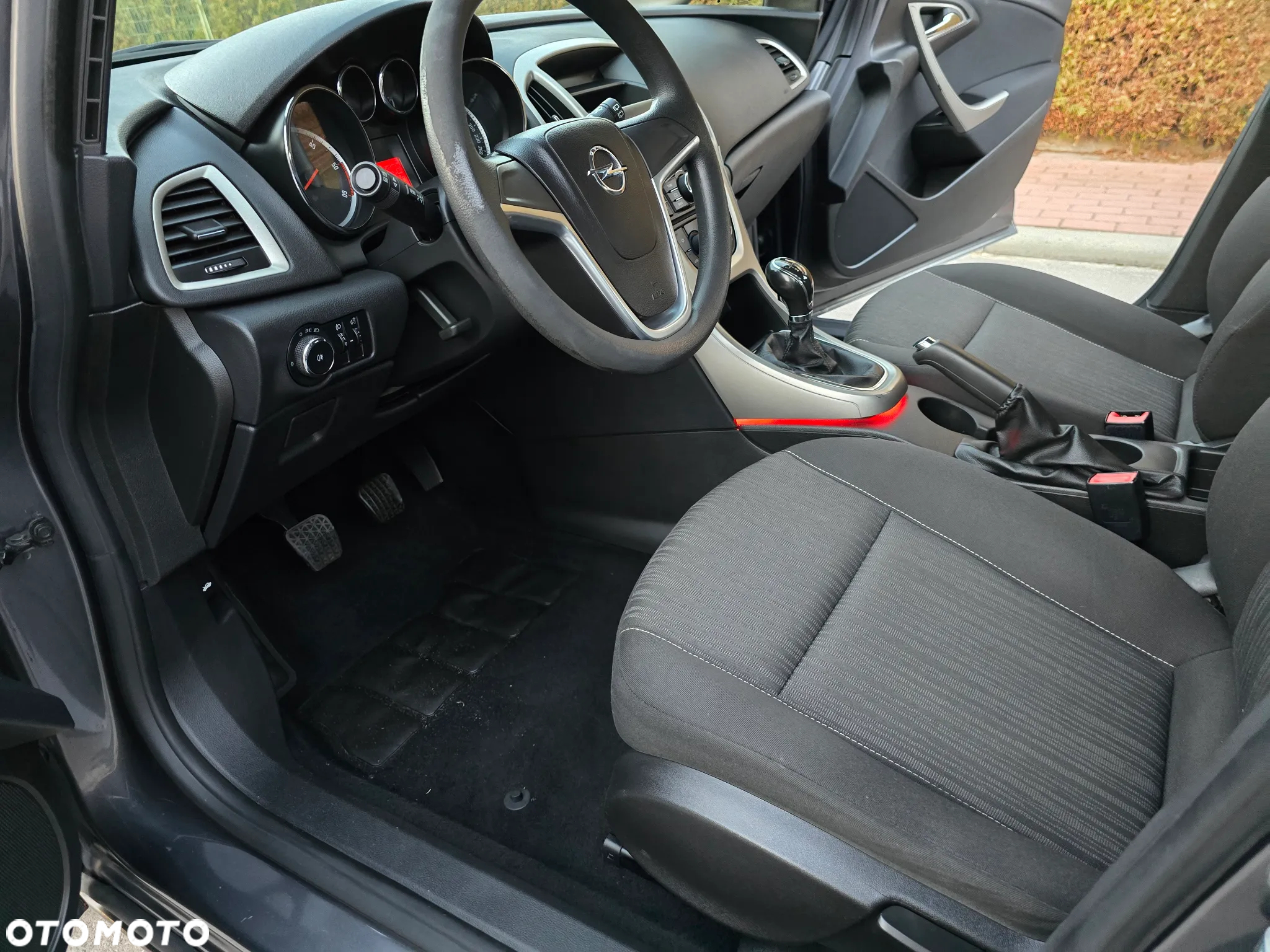 Opel Astra IV 2.0 CDTI Sport - 15