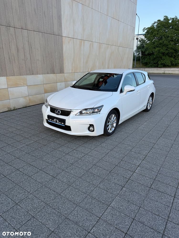 Lexus CT 200h Prestige - 1