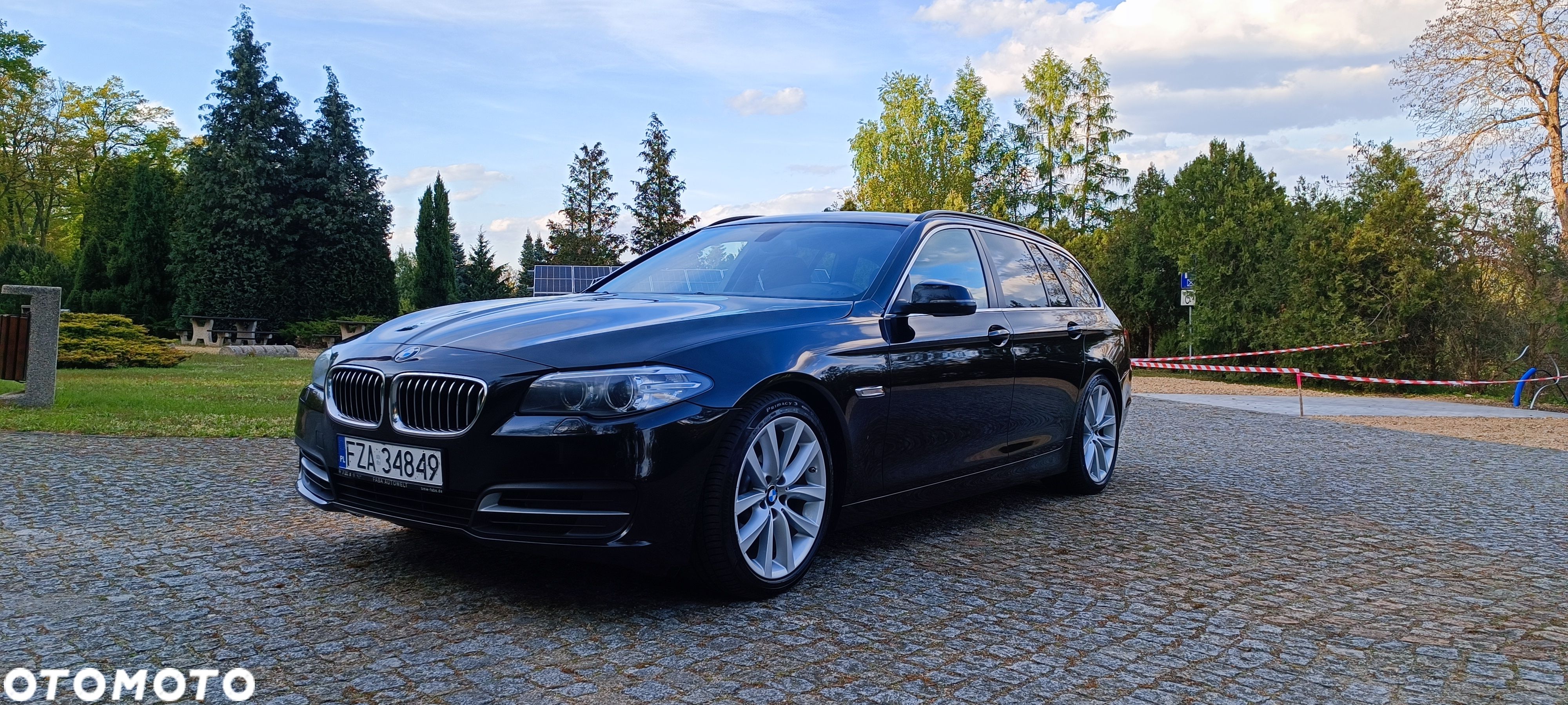 BMW Seria 5 520d Touring - 1