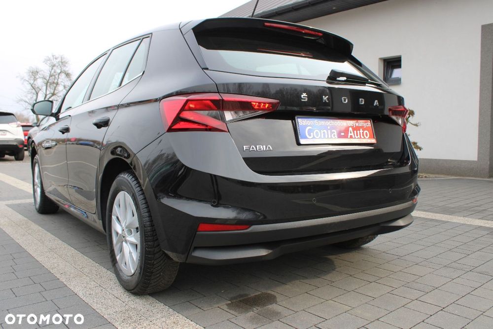 Skoda Fabia - 14
