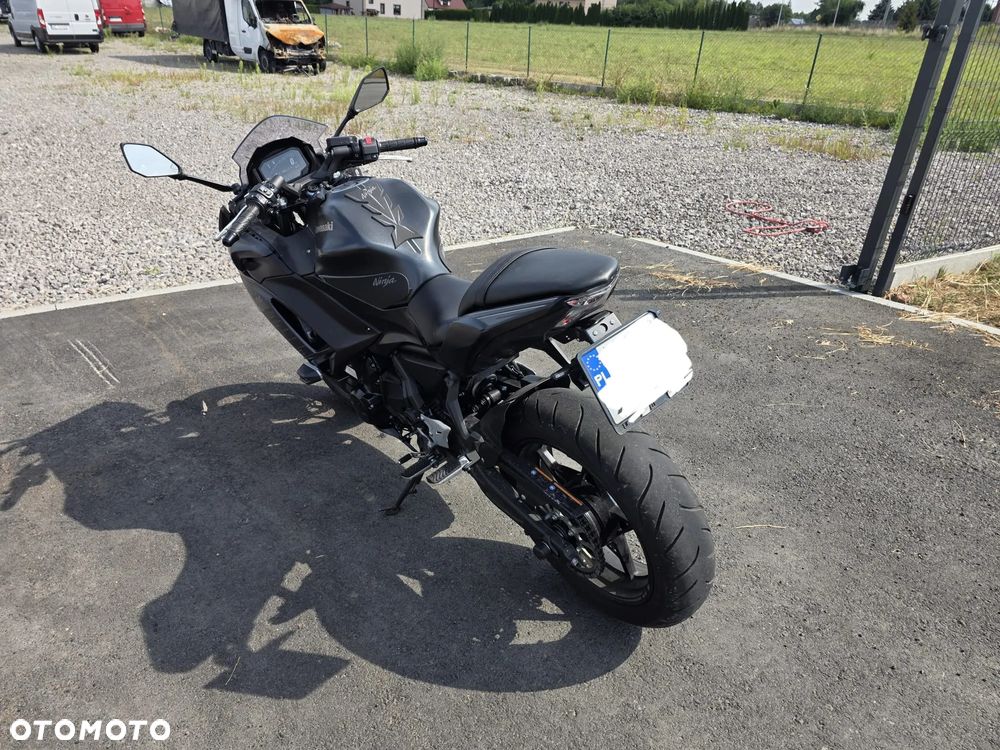 Kawasaki Ninja - 6