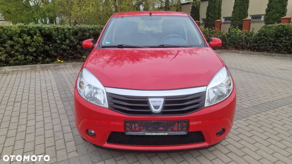 Dacia Sandero 1.2 16V 75 Laureate - 8