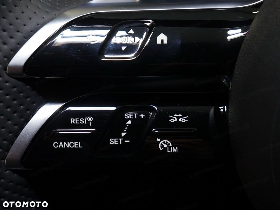 Mercedes-Benz Klasa E - 9