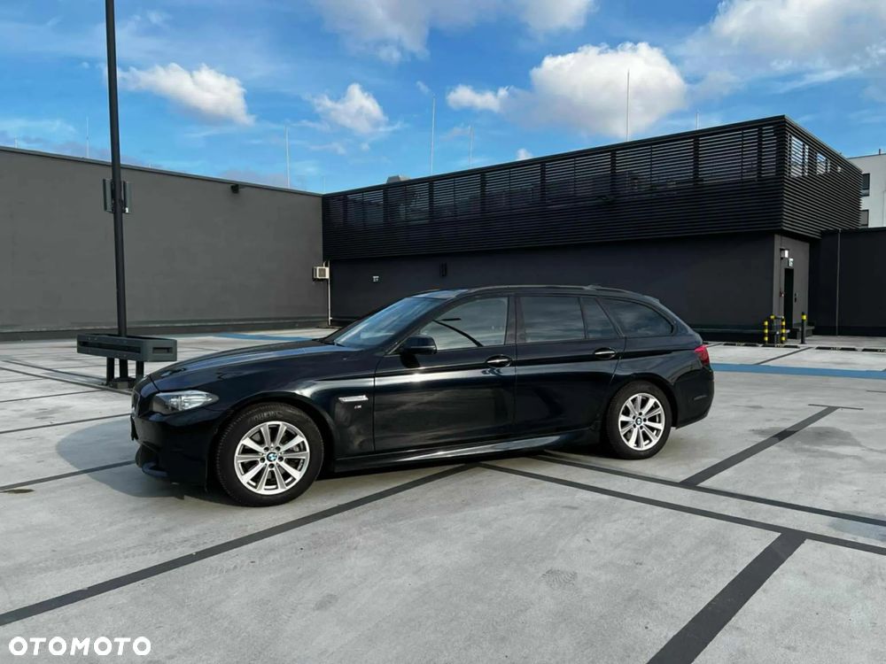 BMW Seria 5 520d xDrive Luxury Line - 3