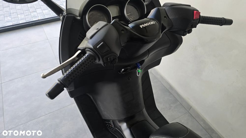 Piaggio Xevo - 18