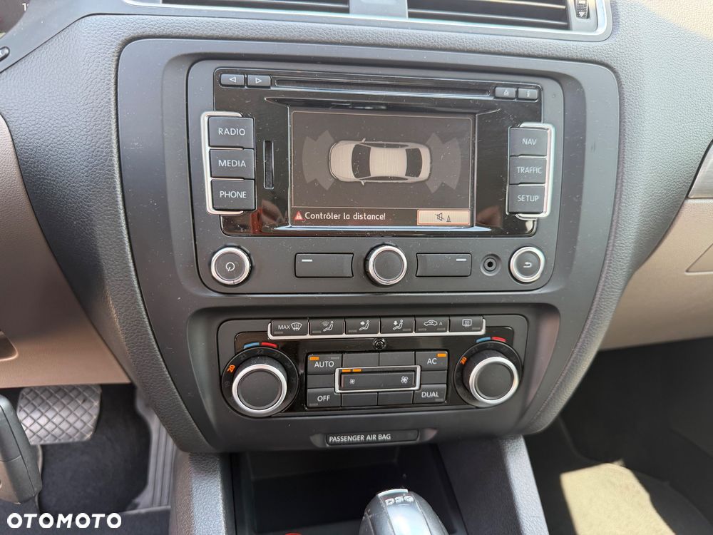 Volkswagen Jetta 1.4 TSI DSG Comfortline - 33