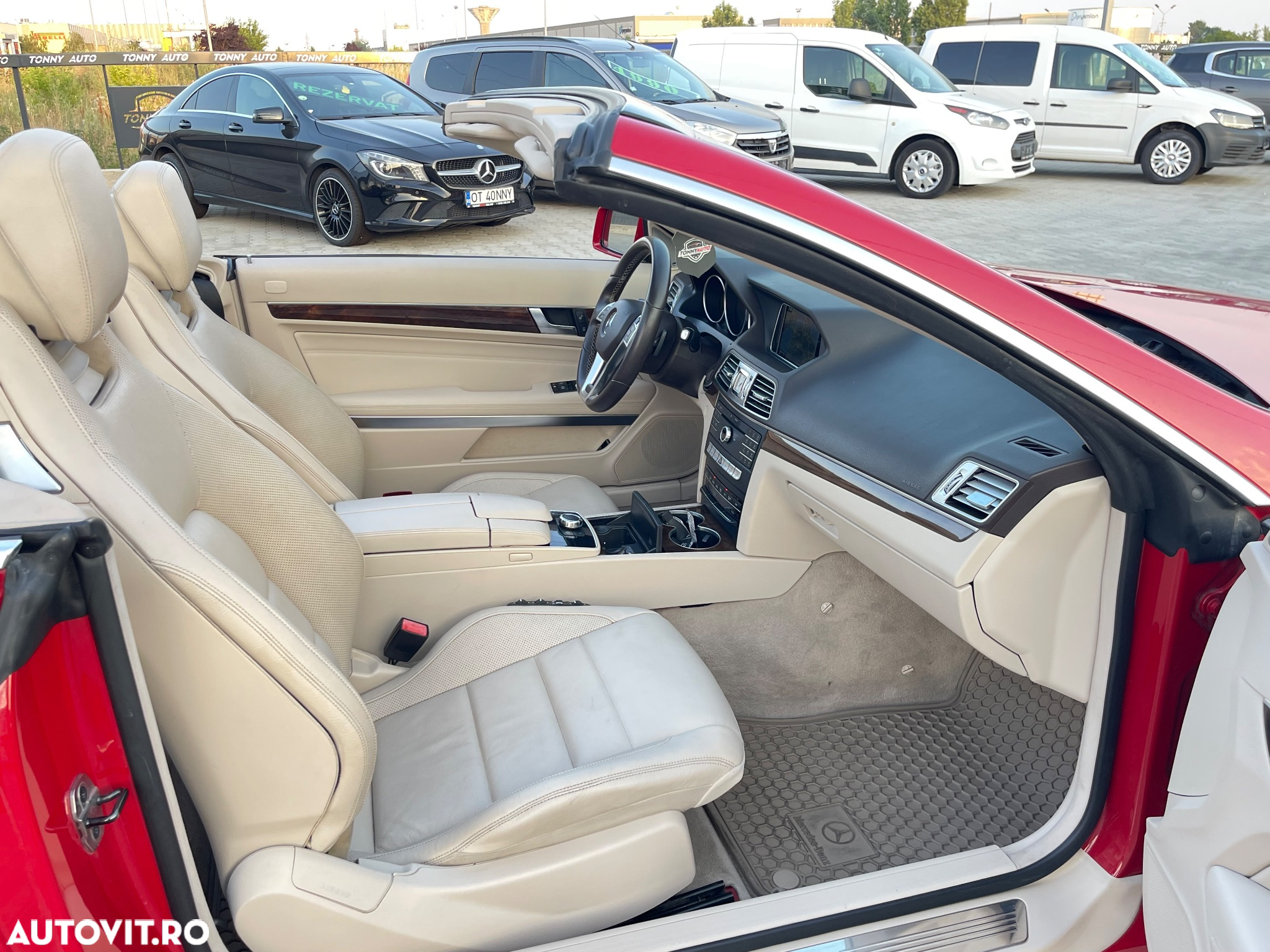 Mercedes-Benz E 400 Cabrio 7G-TRONIC - 17