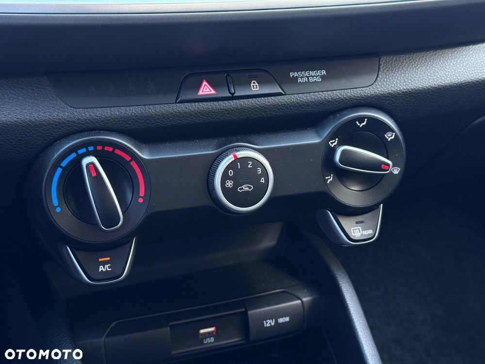 Kia Stonic 1.0 T-GDI M DCT - 29