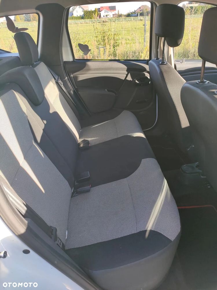 Dacia Duster 1.6 Ambiance 4x4 - 6